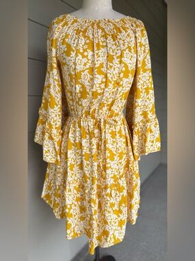 Women’s Vicky And Lucas  Off-shoulder Floral Print Dress Size Medium Boho